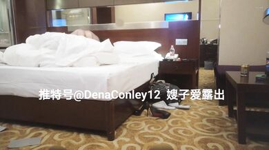 最新9月福利14，对话淫荡，顶级绿帽反差人妻【嫂子爱露出】大杂烩系列，各种3P4P调教，从头干到尾，全程无尿点 (2)